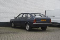 Volkswagen Passat - 1.6 CL Opendak Automaat Unieke auto