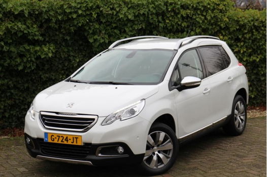 Peugeot 2008 - 1.2 (110 pk) Allure - navi - parkeerhulp - 1