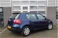 Volkswagen Golf - 1.6 FSI Comfortline 1ste eigenaar 5 Deurs - 1 - Thumbnail