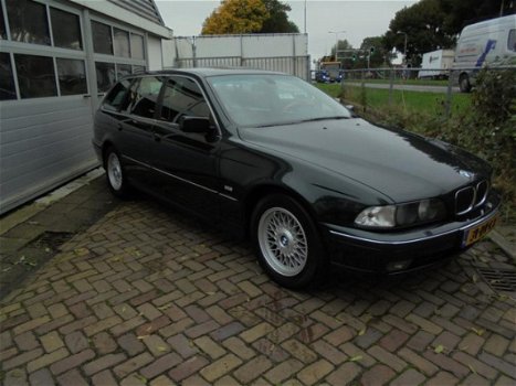 BMW 5-serie Touring - 540i Executive - 1