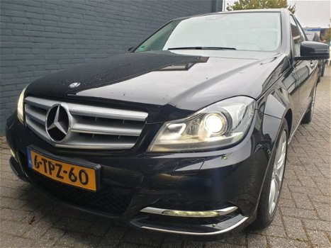 Mercedes-Benz C-klasse - 180 Prestige Avantgarde BTW Auto Xenon Led Leder Navi - 1