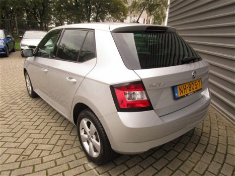 Skoda Fabia - 1.2 TSI 90PK JOY AIRCO / CRUISE / 15