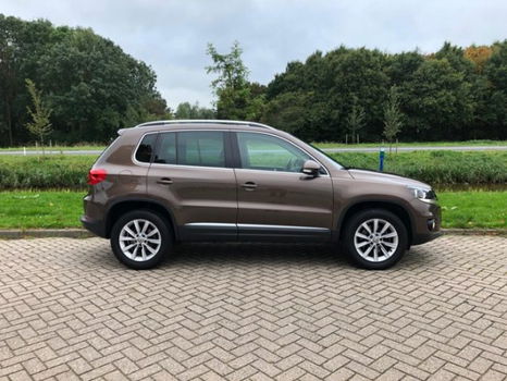 Volkswagen Tiguan - 1.4 TSI Sport&Style NAVI - 1