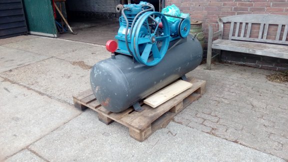 grote sterke compressor - 1