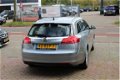 Opel Insignia Sports Tourer - 2.0 CDTI EcoFLEX Edition Navigatie Trekhaak afneembaar Climate control - 1 - Thumbnail