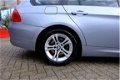 BMW 3-serie Touring - 318i Luxury Line Navi/Leder/Xenon/Sportstoelen - 1 - Thumbnail