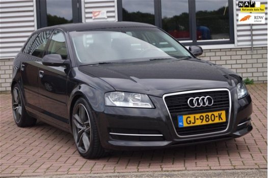 Audi A3 Sportback - 1.6 TDI Attraction 102 gram NAVIGATIE - 1