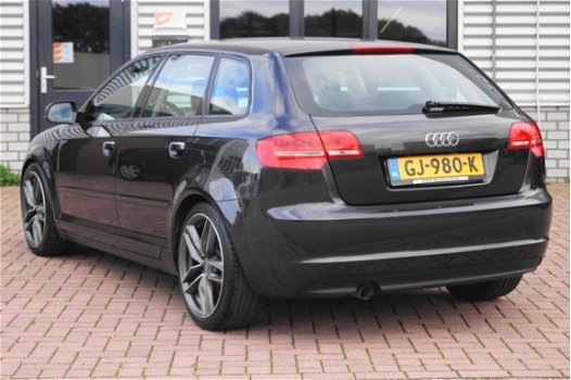 Audi A3 Sportback - 1.6 TDI Attraction 102 gram NAVIGATIE - 1