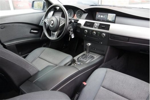 BMW 5-serie - 520i Executive boekjes - 1