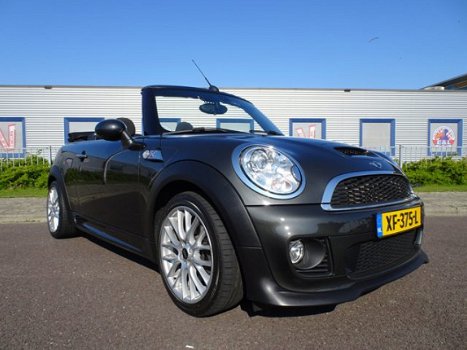 Mini Mini Cabrio - 1.6 John Works Navigatie / Cruise / Clima / Bluetooth - 1