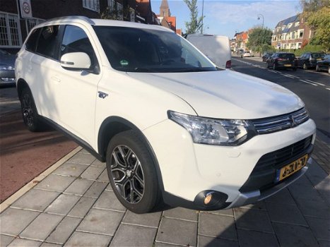 Mitsubishi Outlander - 2.0 PHEV Executive Edition X-Line Keurige auto EX 21% BTW - 1