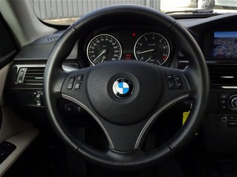 BMW 3-serie Coupé - 320i Mineralgrey Edition | Automaat | Leder | Navi Proff - 1