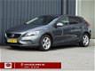 Volvo V40 - 1.6 T2 Momentum | Navi | LED | Stoelverwarming - 1 - Thumbnail