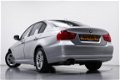 BMW 3-serie - 318i Business Line Sportstoelen Navigatie Climate Control - 1 - Thumbnail