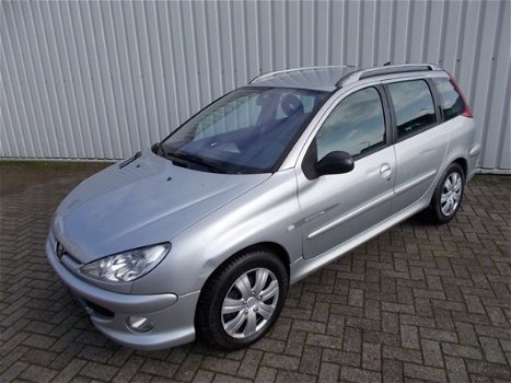 Peugeot 206 SW - 1.6-16V Quiksilver - 1