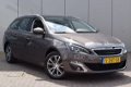 Peugeot 308 SW - 1.2 PureTech Allure Navi Leder Stoelverw Pano Isofix Dakrails 6versn Led - 1 - Thumbnail