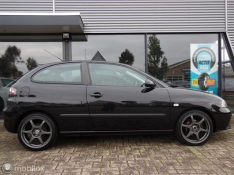 Seat Ibiza - 1.4-16V Sport - 1