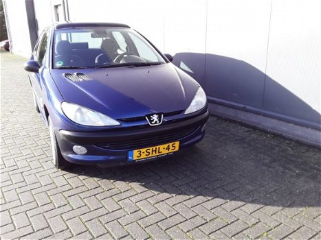 Peugeot 206 - 1.4 XT - 1