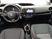 Toyota Yaris - 1.0 5D Active, climate, camera, NL auto - 1 - Thumbnail