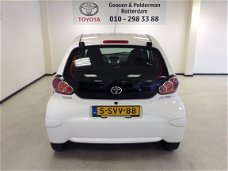 Toyota Aygo - 1.0 5D Now, airco, e.ramen