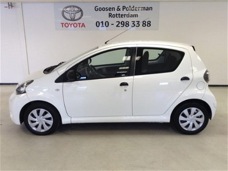 Toyota Aygo - 1.0 5D Now, airco, e.ramen - 1