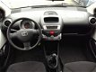 Toyota Aygo - 1.0 5D Now, airco, e.ramen - 1 - Thumbnail