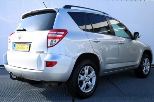 Toyota RAV4 - 2.0 VVTi Executive Business 4WD - Automaat - Trekhaak - JBL Audio - 1