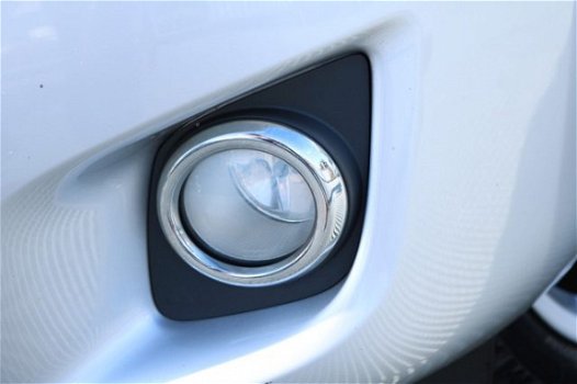 Toyota RAV4 - 2.0 VVTi Executive Business 4WD - Automaat - Trekhaak - JBL Audio - 1