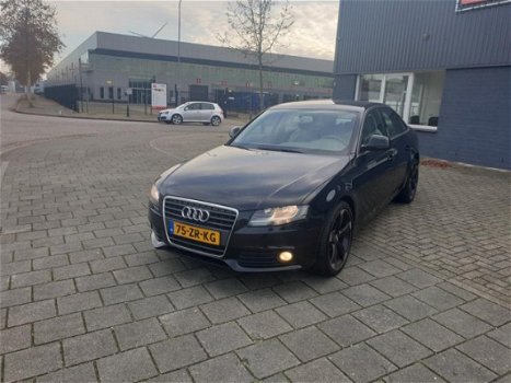 Audi A4 - 2.0 TDI bj 2008 Nw model Leer clima - 1