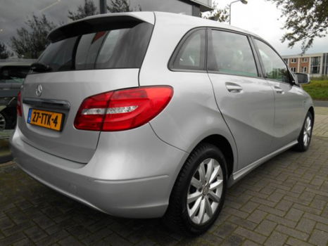 Mercedes-Benz B-klasse - 180 Ambition Automaat Leder - 1