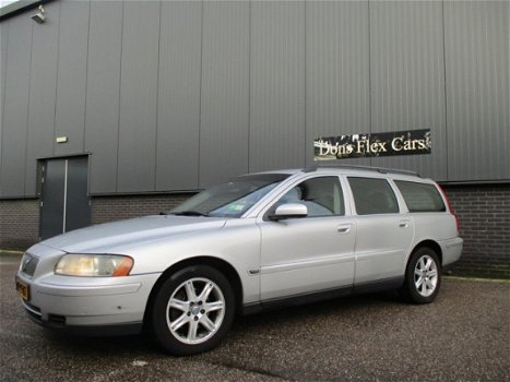 Volvo V70 - 2.4D Edition I - 1