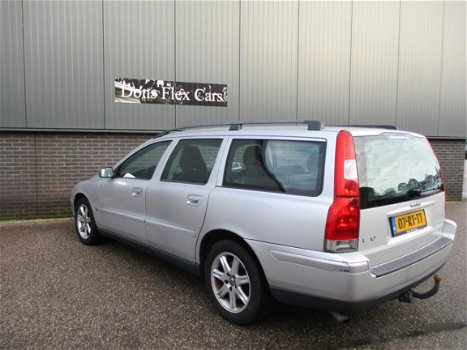 Volvo V70 - 2.4D Edition I - 1