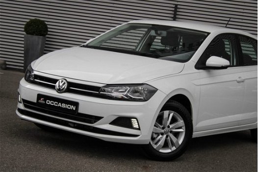 Volkswagen Polo - Comfortline 1.0 TSI 95pk Navigatie Active info display Adaptive cruise Airco Radio - 1