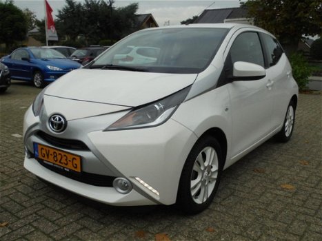 Toyota Aygo - 1.0 VVT-i x-pure parkeercamera - 1