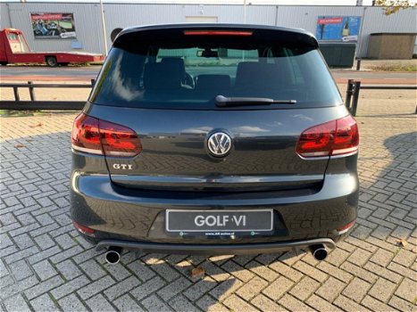 Volkswagen Golf - 2.0 GTI Edition 35 - 1