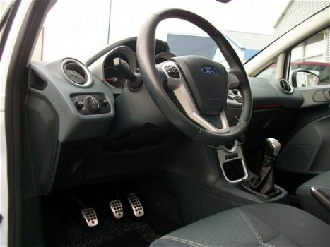 Ford Fiesta - 1.4 Sport Climate C, Spoiler Pakket, Lmv - 1