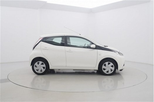 Toyota Aygo - 1.0 VVT-i x-play 5drs - 1