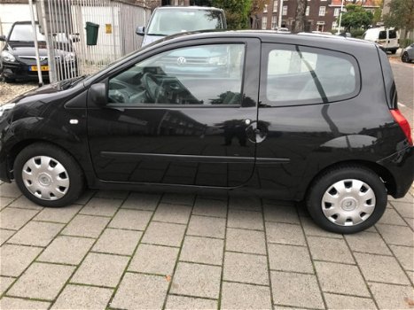 Renault Twingo - 1.2-16V Authentique NL auto APK 9-10-2020 N.A.P - 1