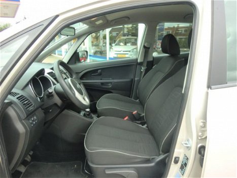 Kia Venga - 1.4 CVVT Seven NAVIGATIE / CAMERA - 1