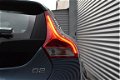 Volvo V40 - D2 115PK Summum Panoramadak Leder 17