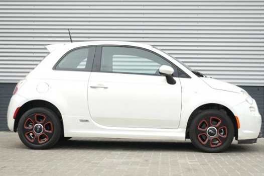 Fiat 500 - e PRIJS EX BTW € 11.750 / PRIJS INCL BTW € 14.215 LEDER ECC PDC CRUISE LMV ETC - 1