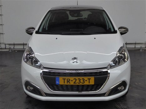 Peugeot 208 - 1.2 110pk Tech Ed.| Navi, Camera, PDC, Pano dak, zelf parkeren - 1