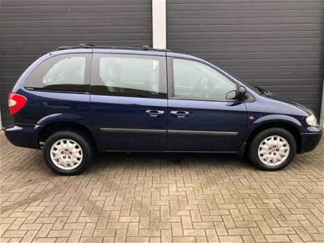 Chrysler Voyager - 3.3I V6 SE LUXE - 1