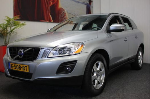 Volvo XC60 - 2.4D AWD NAVIGATIE CRUISE CONTROL CLIMATE CONTROL PDC TELEFOON ZEER MOOI - 1