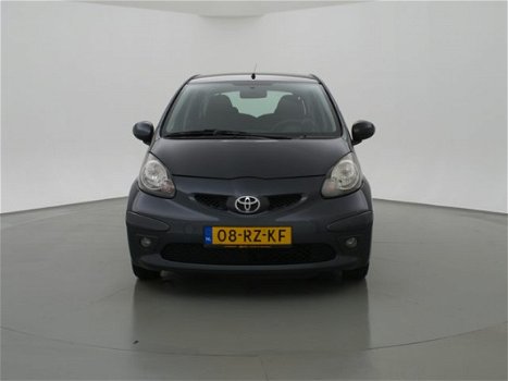 Toyota Aygo - 1.0-12V AUT. 5-DEURS SPORT - 1