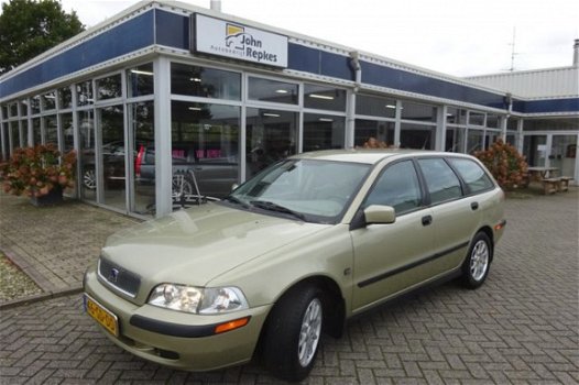 Volvo V40 - 1.8 Comfort # BIJTELLINGSVRIENDELIJK - 1