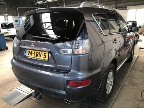 Mitsubishi Outlander - 2.0 Intro Edition Automaat Navi Trekhaak - 1