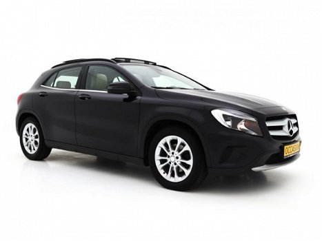 Mercedes-Benz GLA-Klasse - 200 CDI *LEDER+SUNROOF+NAVI+PDC+ECC+CRUISE - 1