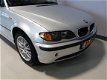 BMW 3-serie - 318i Executive Airco, Cruise control, pdc - 1 - Thumbnail