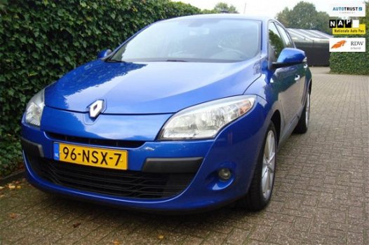 Renault Mégane - 1.4 TCE Celsium met Airco, Cruisecontrol, Lm, Navi, NAP, etc - 1